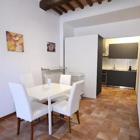 Fontebranda Nest Апартаменти Сієна