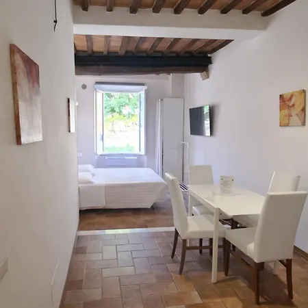 Fontebranda Nest Апартаменти *