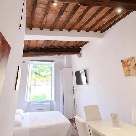 Fontebranda Nest * سيينا